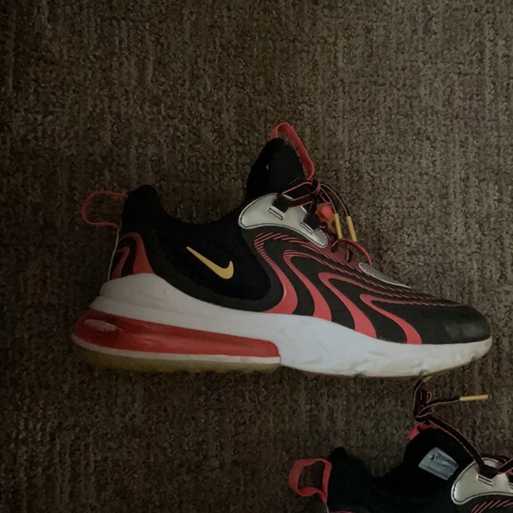 Nike airman 270 (react) $145 size 11 - Picture 2 of 4